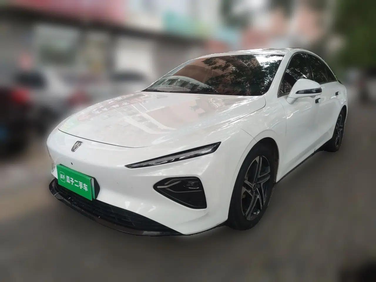 Roewe D7 2023 EV 510km Rear-Drive Flagship Edition — миниатюра 1