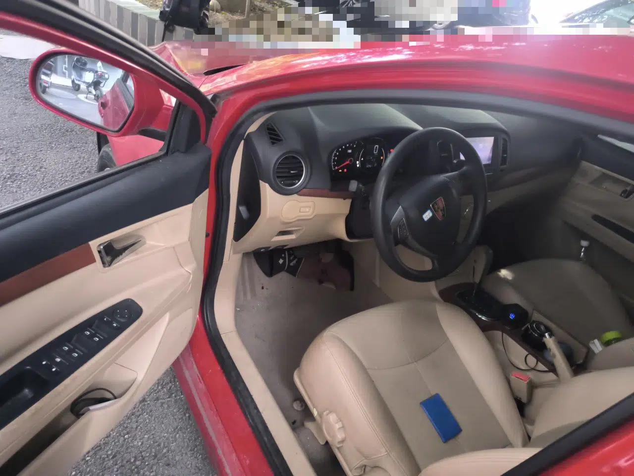 Roewe 350 2012 1.5L Automatic New Year Special Value Edition — миниатюра 16