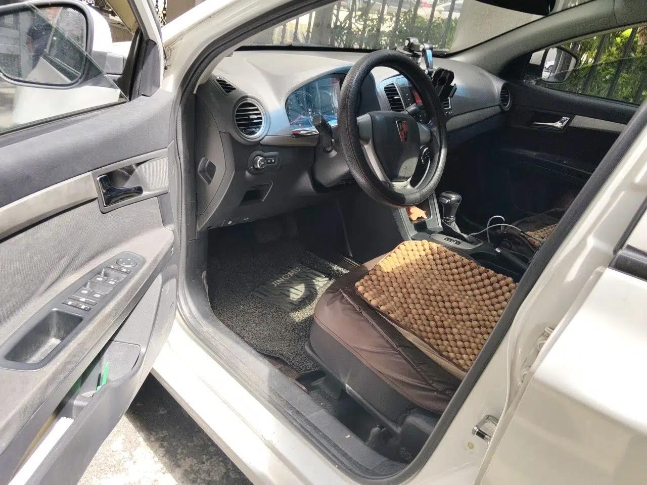 Roewe 350 2015 1.5L Automatic Luxury Sunroof Edition — миниатюра 16