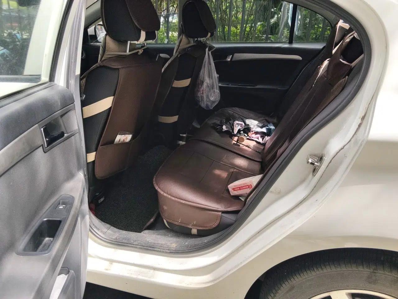 Roewe 350 2015 1.5L Automatic Luxury Sunroof Edition — миниатюра 17
