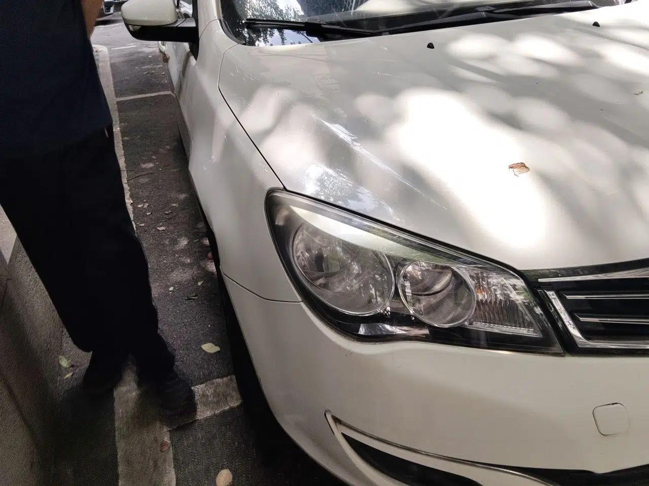 Roewe 350 2015 1.5L Automatic Luxury Sunroof Edition — миниатюра 7