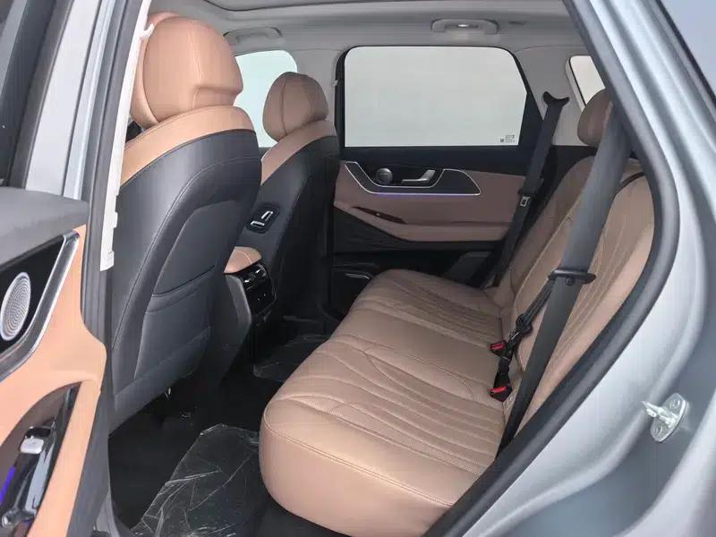 Chery Tiggo 8L 2024 2.0T Automatic Premium Edition — миниатюра 19