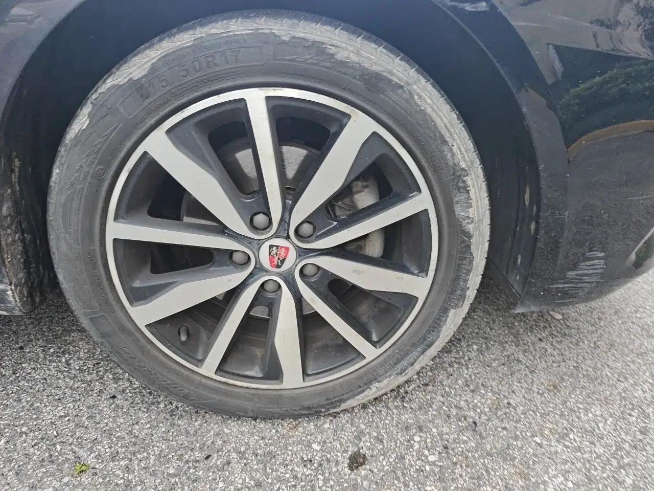 Roewe i6 2018 20T Automatic Internet Smart Edition — миниатюра 8
