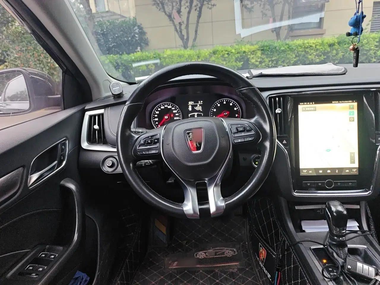 Roewe i6 2018 20T Automatic Internet Smart Edition — миниатюра 10