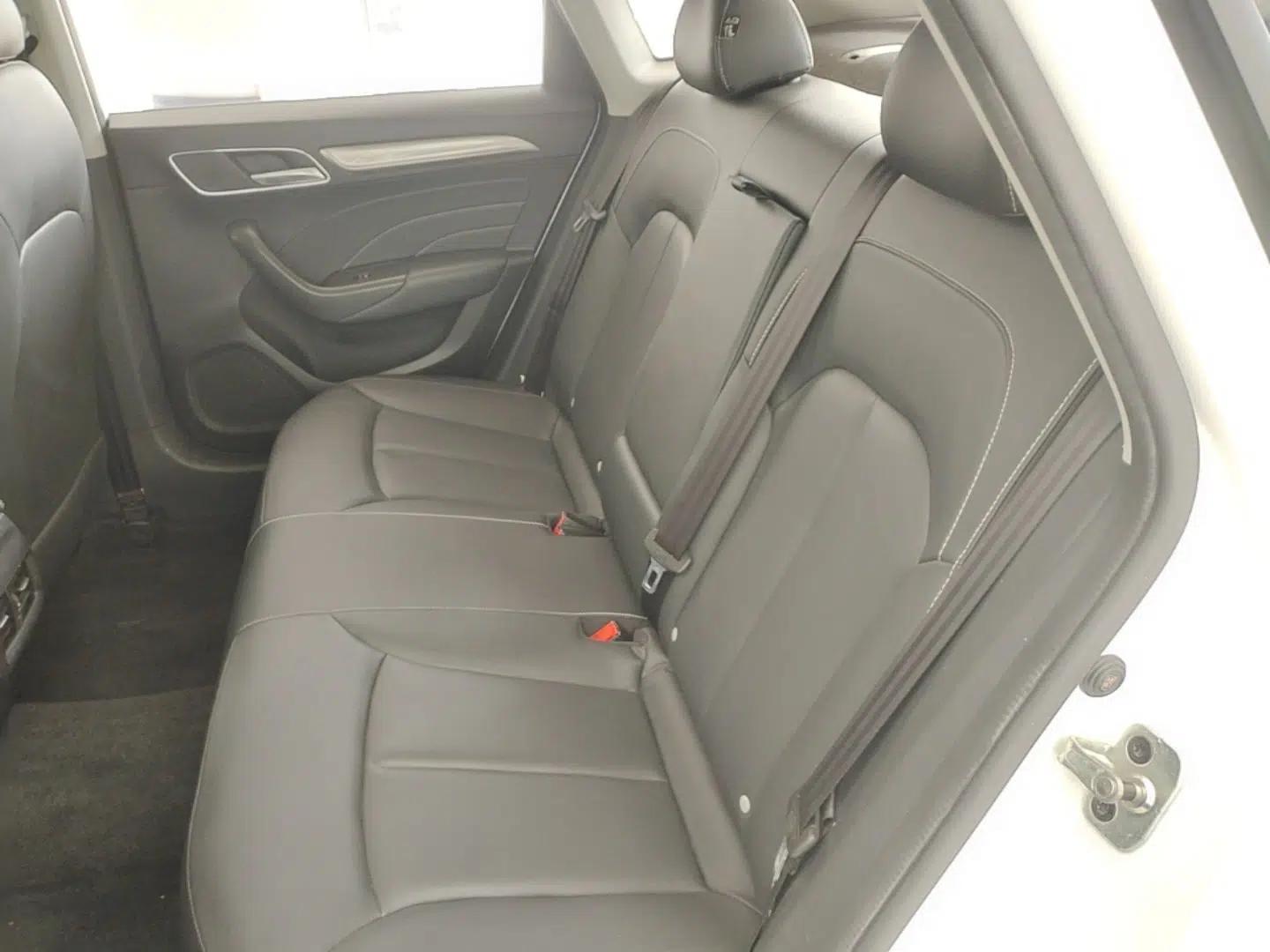Roewe i6 2020 PLUS 1.6L CVT 4G Connected Glory Flagship Edition — миниатюра 20