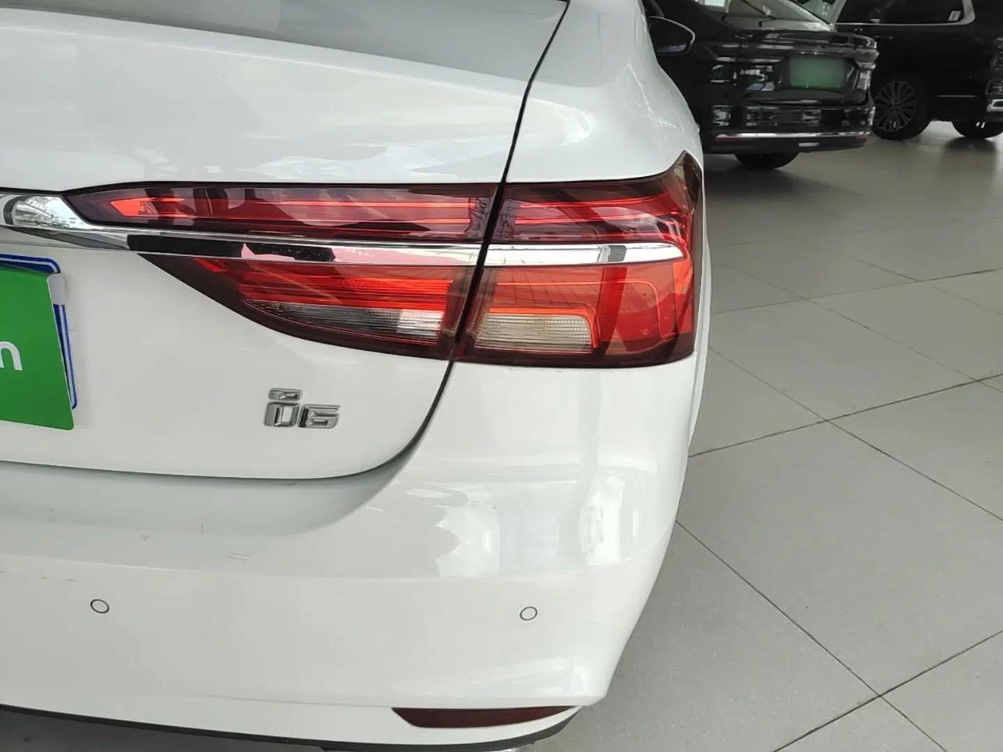 Roewe i6 2020 PLUS 1.6L CVT 4G Connected Glory Flagship Edition — миниатюра 9