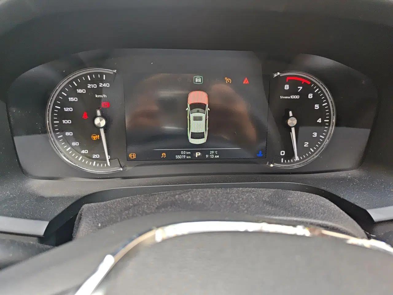 Roewe i6 2017 20T Automatic Internet ZhiZun Edition — миниатюра 12