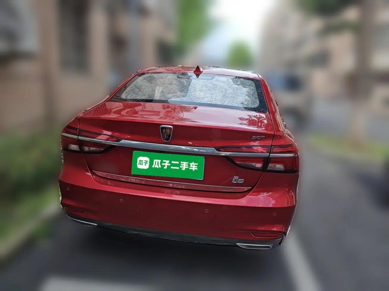 Roewe i6 2017 20T Automatic Internet ZhiZun Edition — миниатюра 5