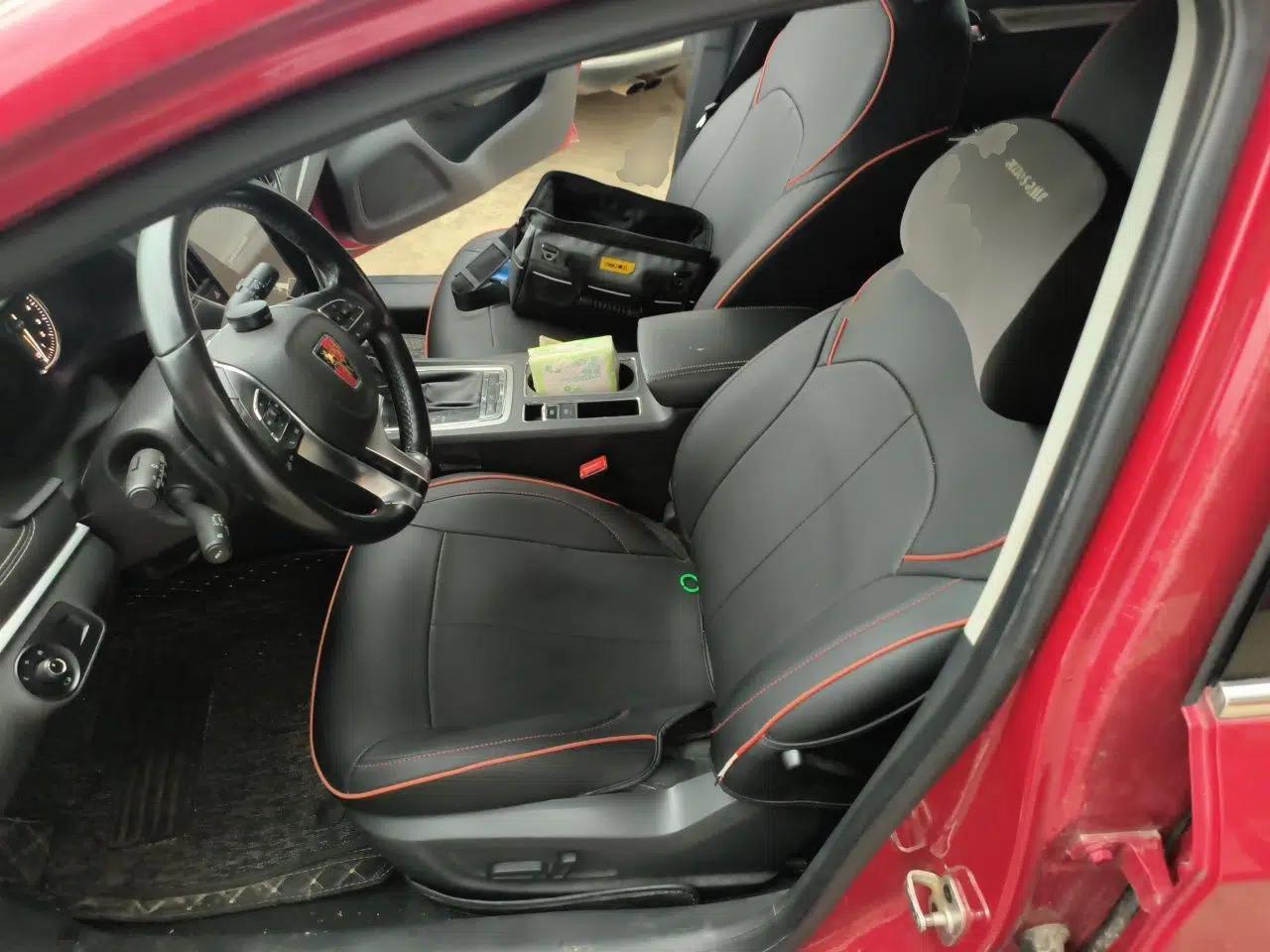 Roewe i6 2017 20T Automatic Internet ZhiZun Edition — миниатюра 15