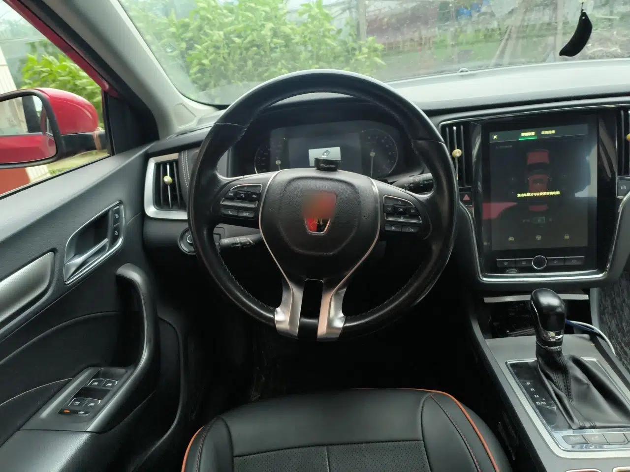 Roewe i6 2017 20T Automatic Internet ZhiZun Edition — миниатюра 10