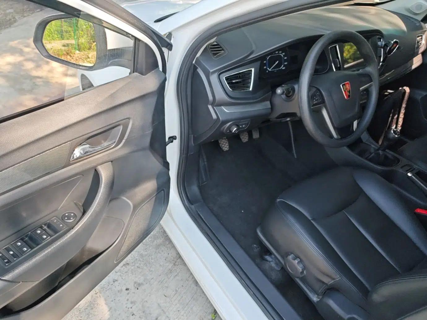 Roewe 360 2015 1.5L Manual Luxury Edition — миниатюра 18