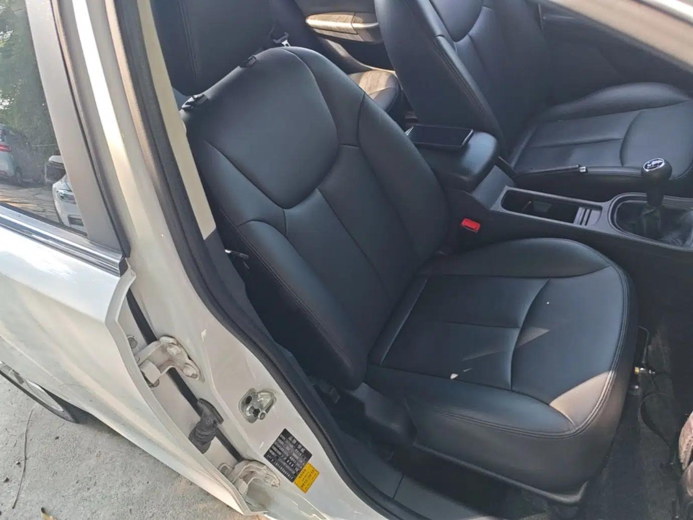 Roewe 360 2015 1.5L Manual Luxury Edition — миниатюра 19