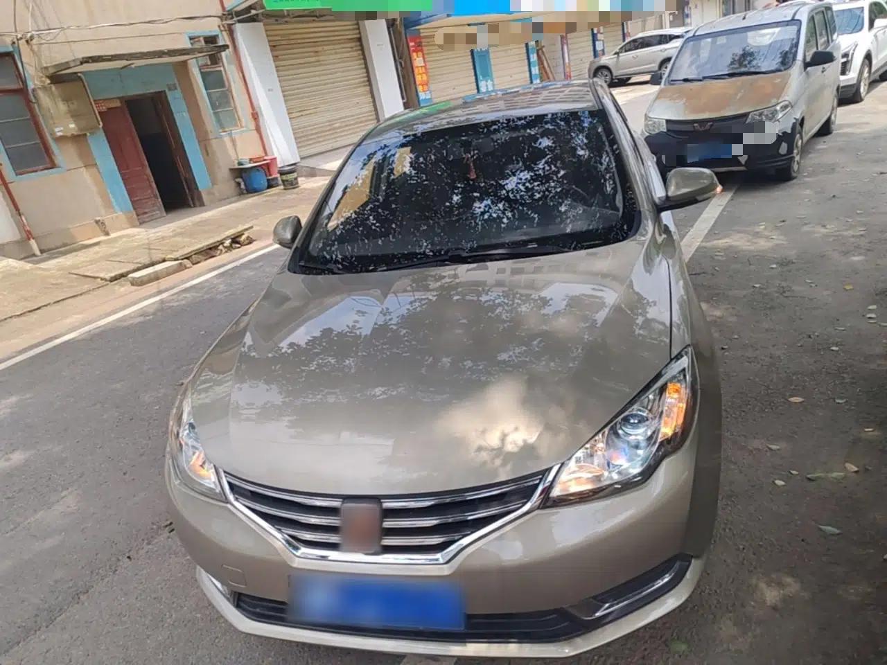 Roewe 360 2016 1.5L Manual Smart Screen Version — миниатюра 2