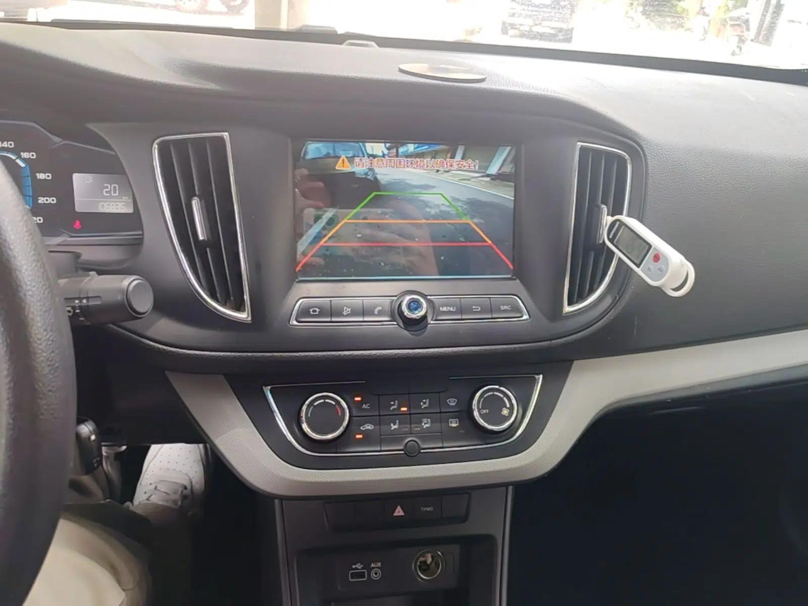 Roewe 360 2016 1.5L Manual Smart Screen Version — миниатюра 15
