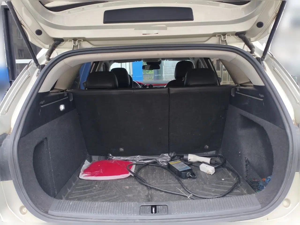 Roewe Ei5 2019 Smart Connect Supreme Edition — миниатюра 19