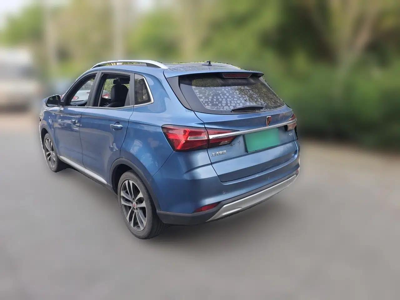 Roewe RX3 2018 1.6L Manual Flagship Edition — миниатюра 4