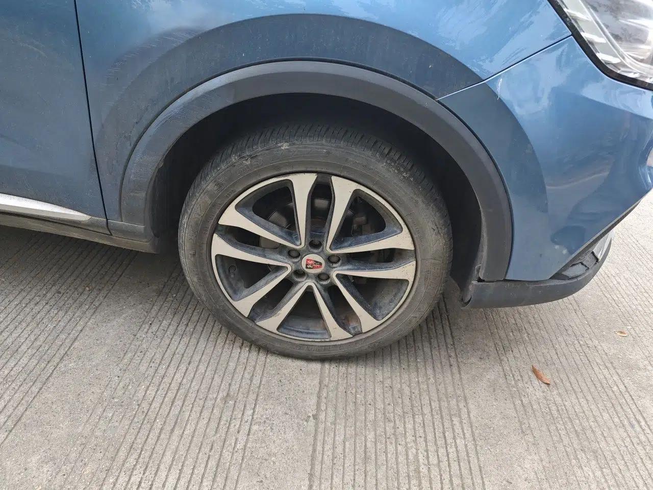 Roewe RX3 2018 1.6L Manual Flagship Edition — миниатюра 8