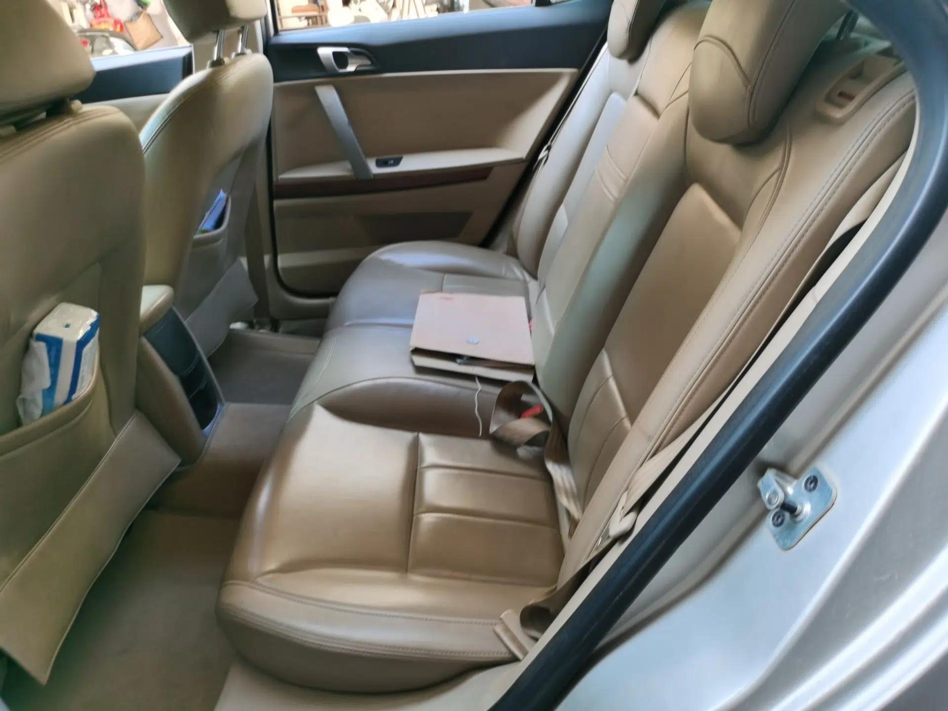Roewe 550 2010 550 1.8L Automatic Expo Style Edition — миниатюра 17