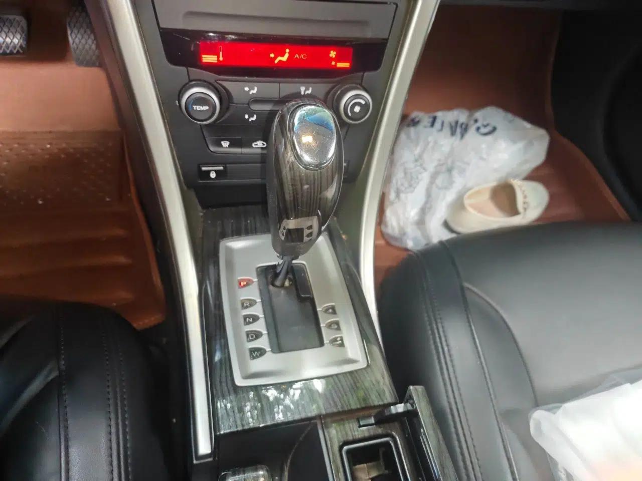 Roewe 550 2012 550D 1.8T Automatic Prestige Edition — миниатюра 14