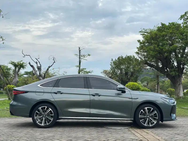 Chery Arrizo 8 PRO 2025 1.6T DCT Comfort Model — миниатюра 7