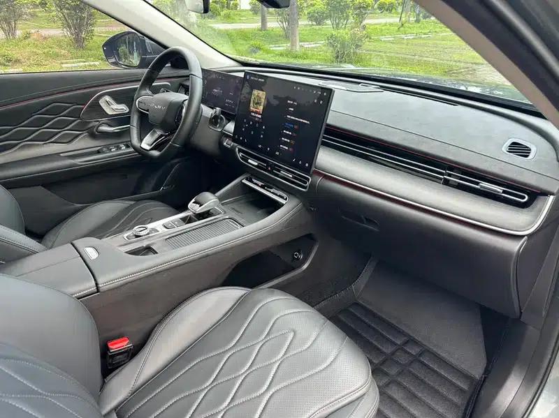 Chery Arrizo 8 PRO 2025 1.6T DCT Comfort Model — миниатюра 10