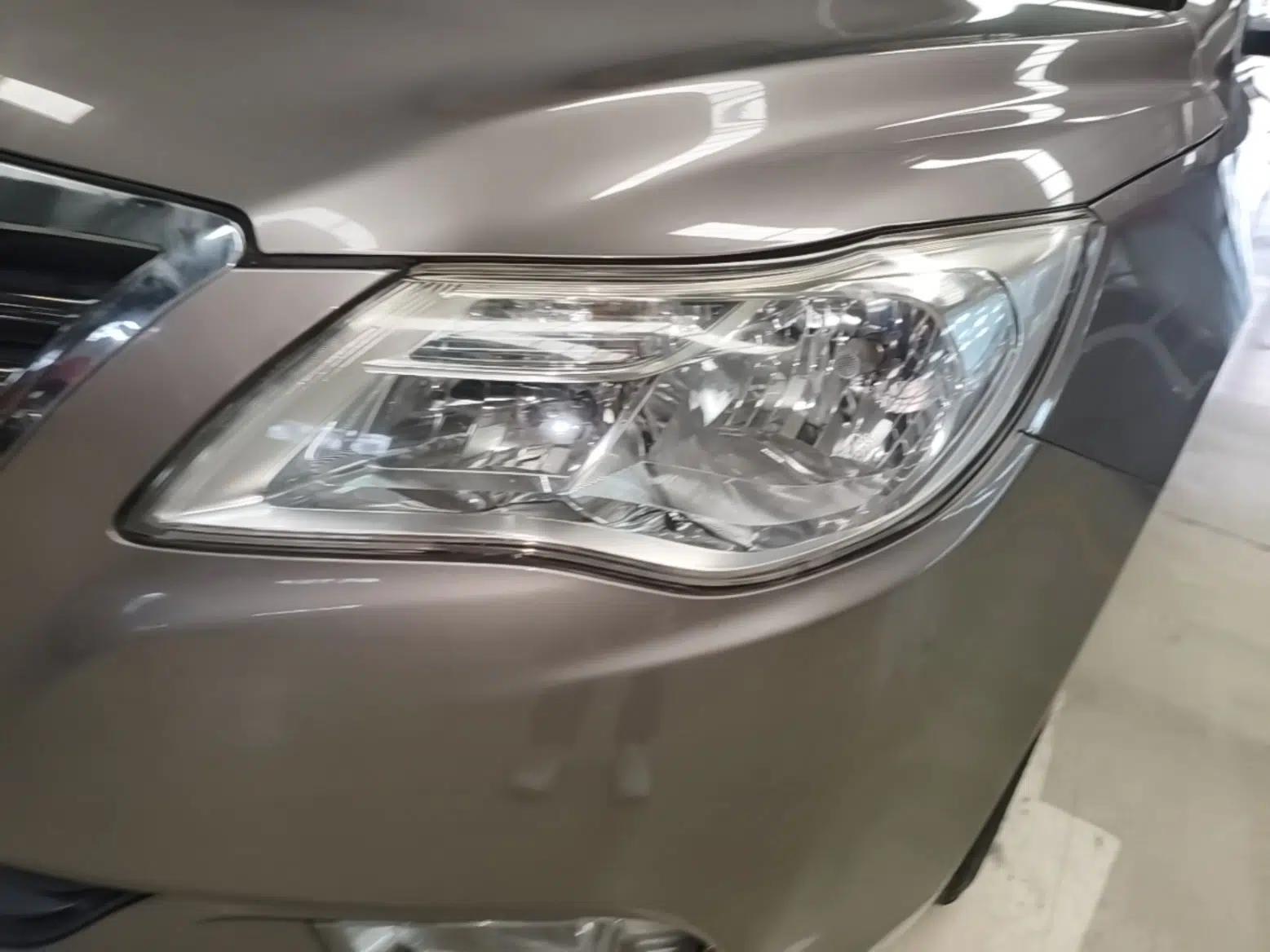 Roewe 950 2012 2.0L Comfort Edition — миниатюра 8