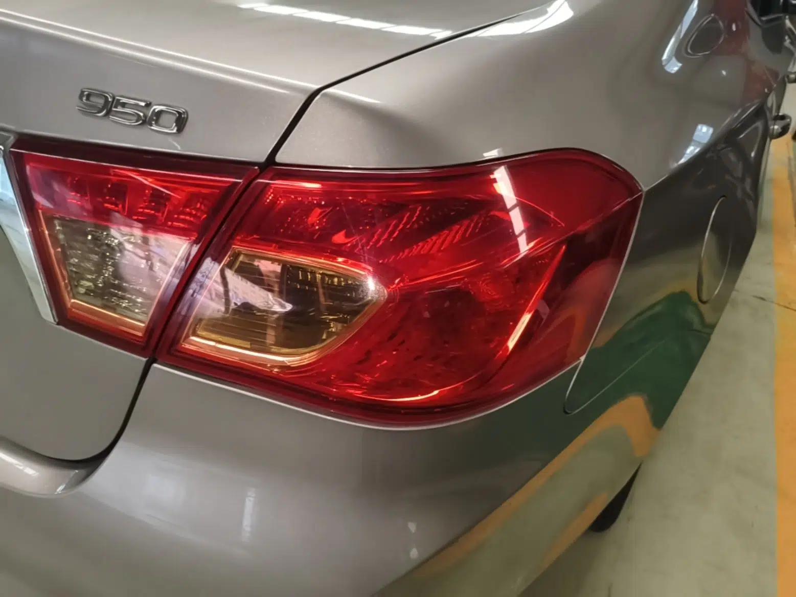 Roewe 950 2012 2.0L Comfort Edition — миниатюра 9