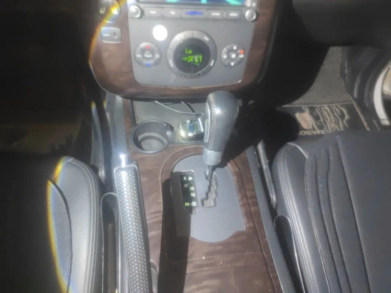 Roewe W5 2014 1.8T 4WD Automatic Haoyu Special Edition — миниатюра 14