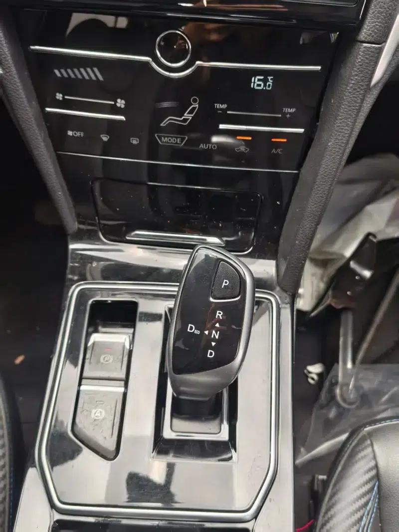 Venucia D60 EV 2022 Standard Range Comfort Edition — миниатюра 14
