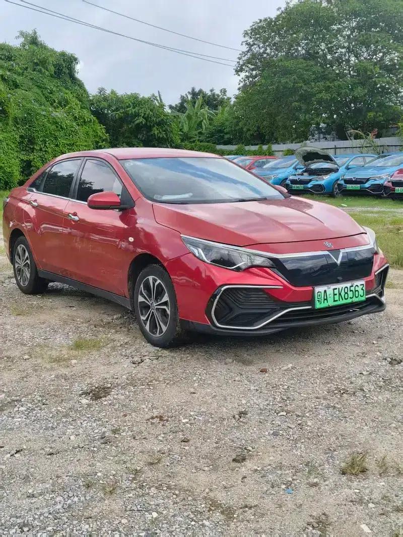 Venucia D60 EV 2022 Standard Range Comfort Edition — миниатюра 3