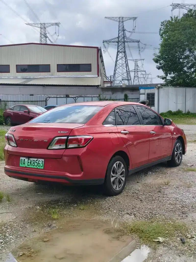 Venucia D60 EV 2022 Standard Range Comfort Edition — миниатюра 7