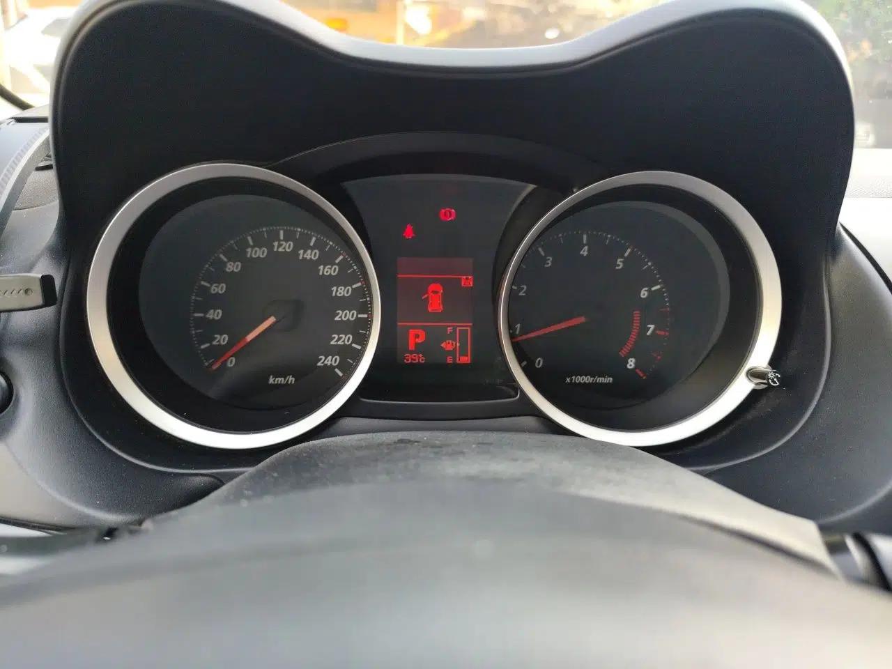 Mitsubishi Lancer EX 2012 Chasing Edition 1.8L CVT Luxury Model — миниатюра 11