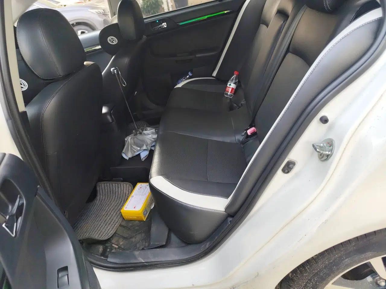 Mitsubishi Lancer EX 2012 Chasing Edition 1.8L CVT Luxury Model — миниатюра 17