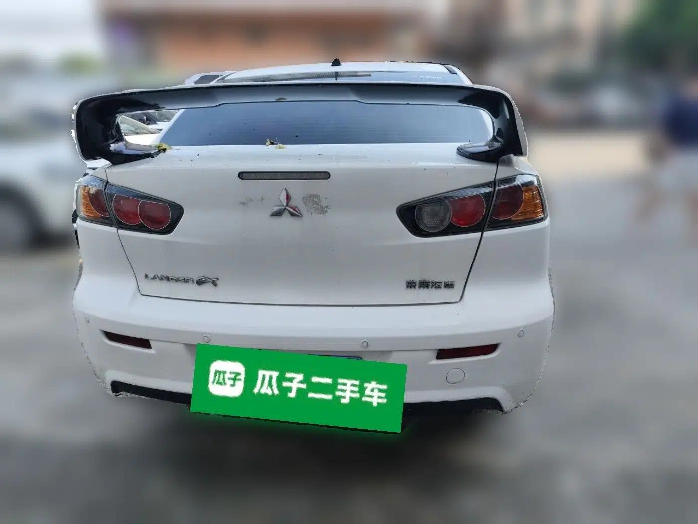Mitsubishi Lancer EX 2012 Chasing Edition 1.8L CVT Luxury Model — миниатюра 5