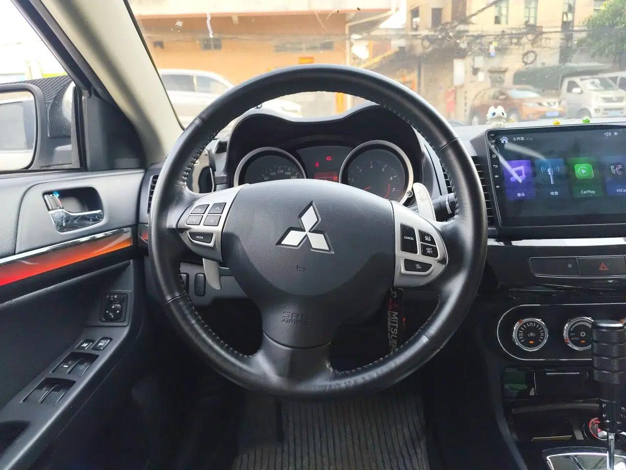 Mitsubishi Lancer EX 2012 Chasing Edition 1.8L CVT Luxury Model — миниатюра 10