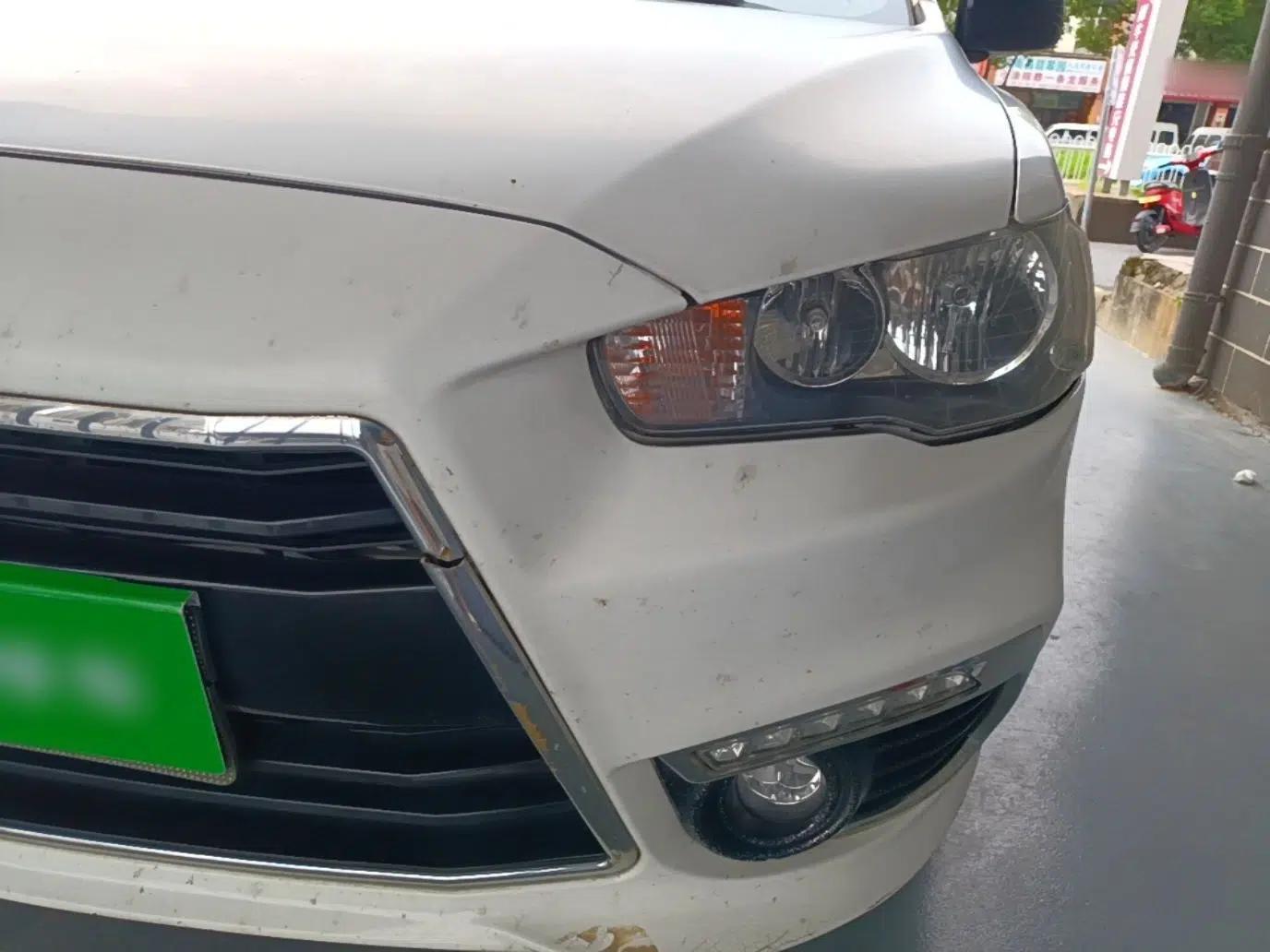 Mitsubishi Lancer EX 2016 1.8L CVT Black-and-White Retro Edition — миниатюра 8