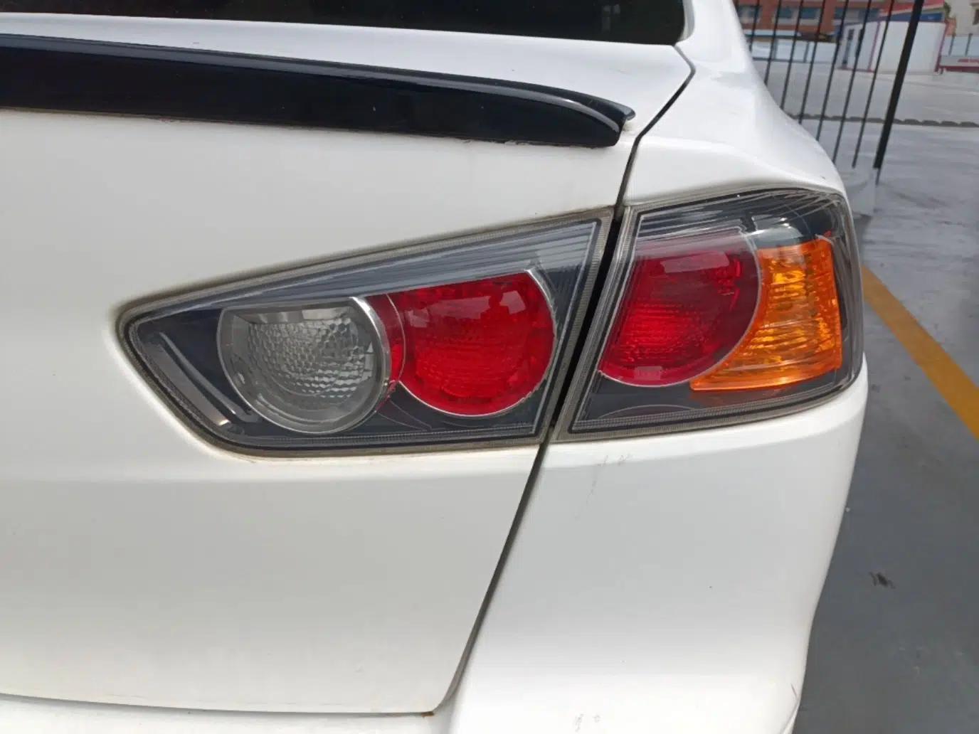 Mitsubishi Lancer EX 2016 1.8L CVT Black-and-White Retro Edition — миниатюра 9