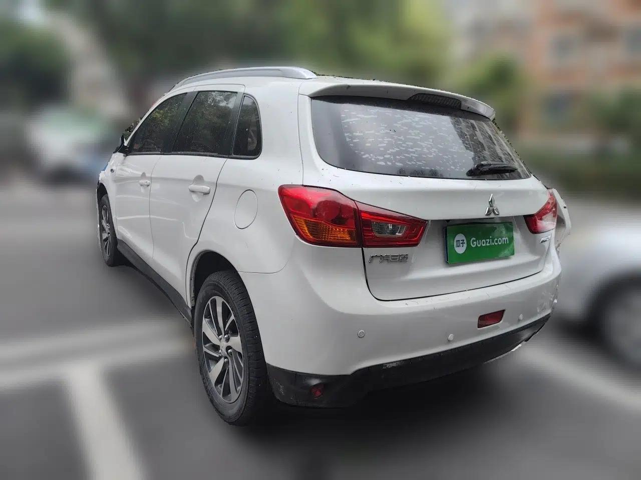 Mitsubishi ASX 2018 1.6L Manual Two-Wheel Drive Fashion Edition — миниатюра 4