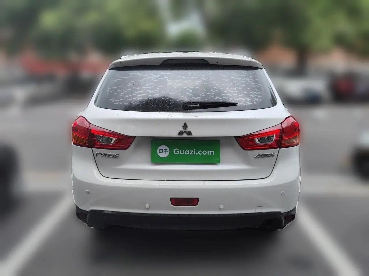 Mitsubishi ASX 2018 1.6L Manual Two-Wheel Drive Fashion Edition — миниатюра 5