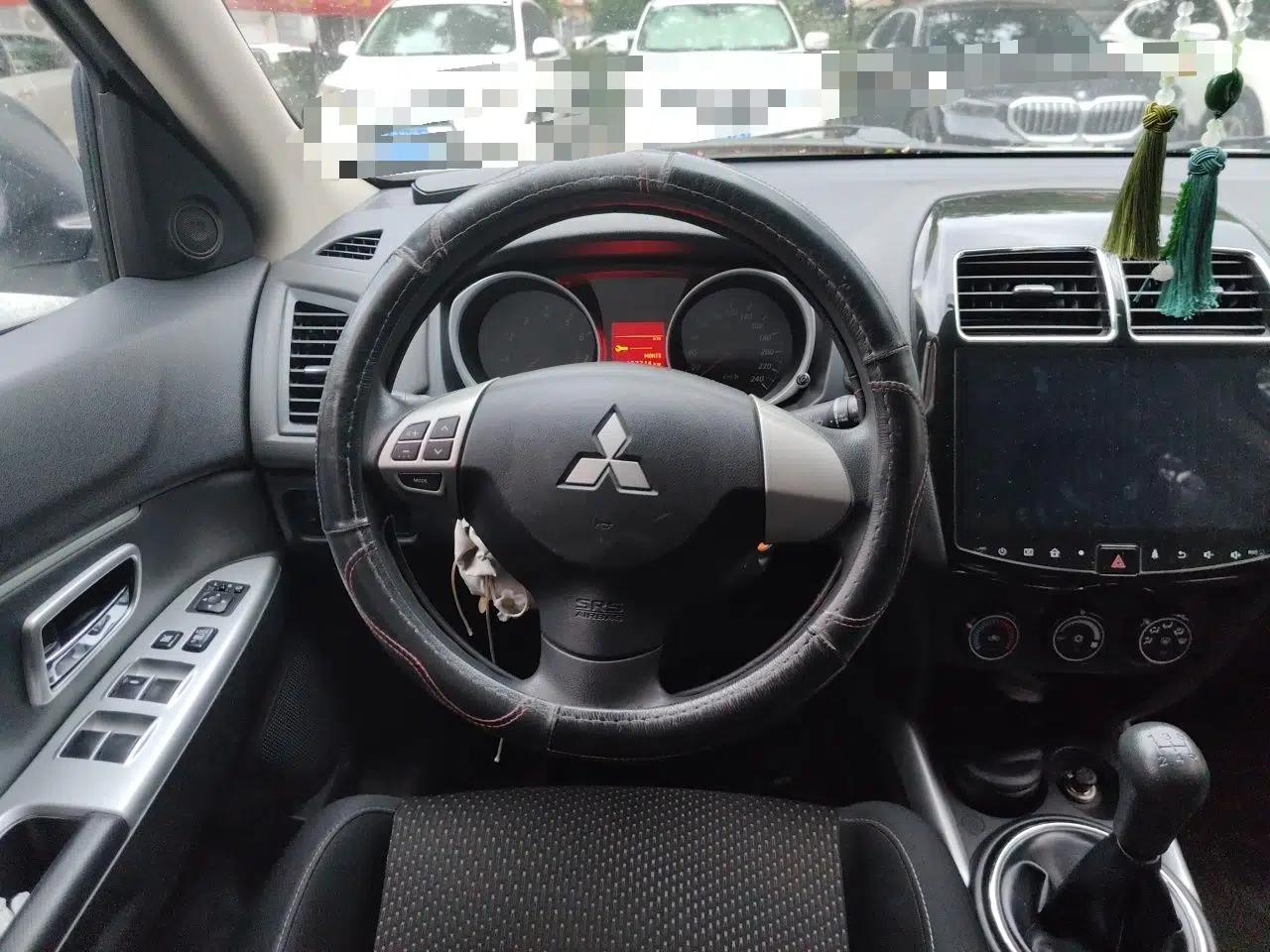 Mitsubishi ASX 2018 1.6L Manual Two-Wheel Drive Fashion Edition — миниатюра 10
