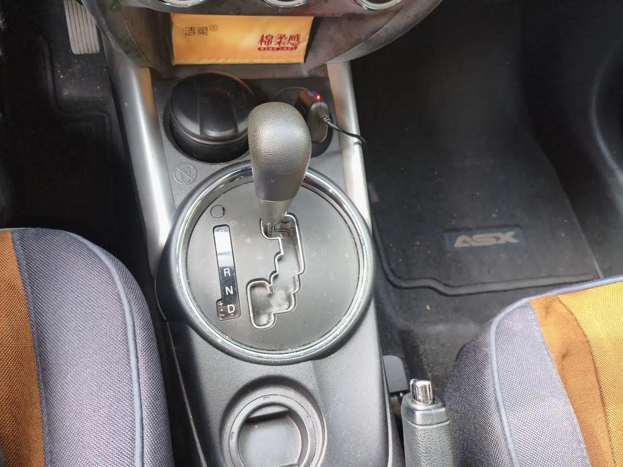 Mitsubishi ASX 2013 2.0L CVT Two-Wheel Drive Elite Edition — миниатюра 11