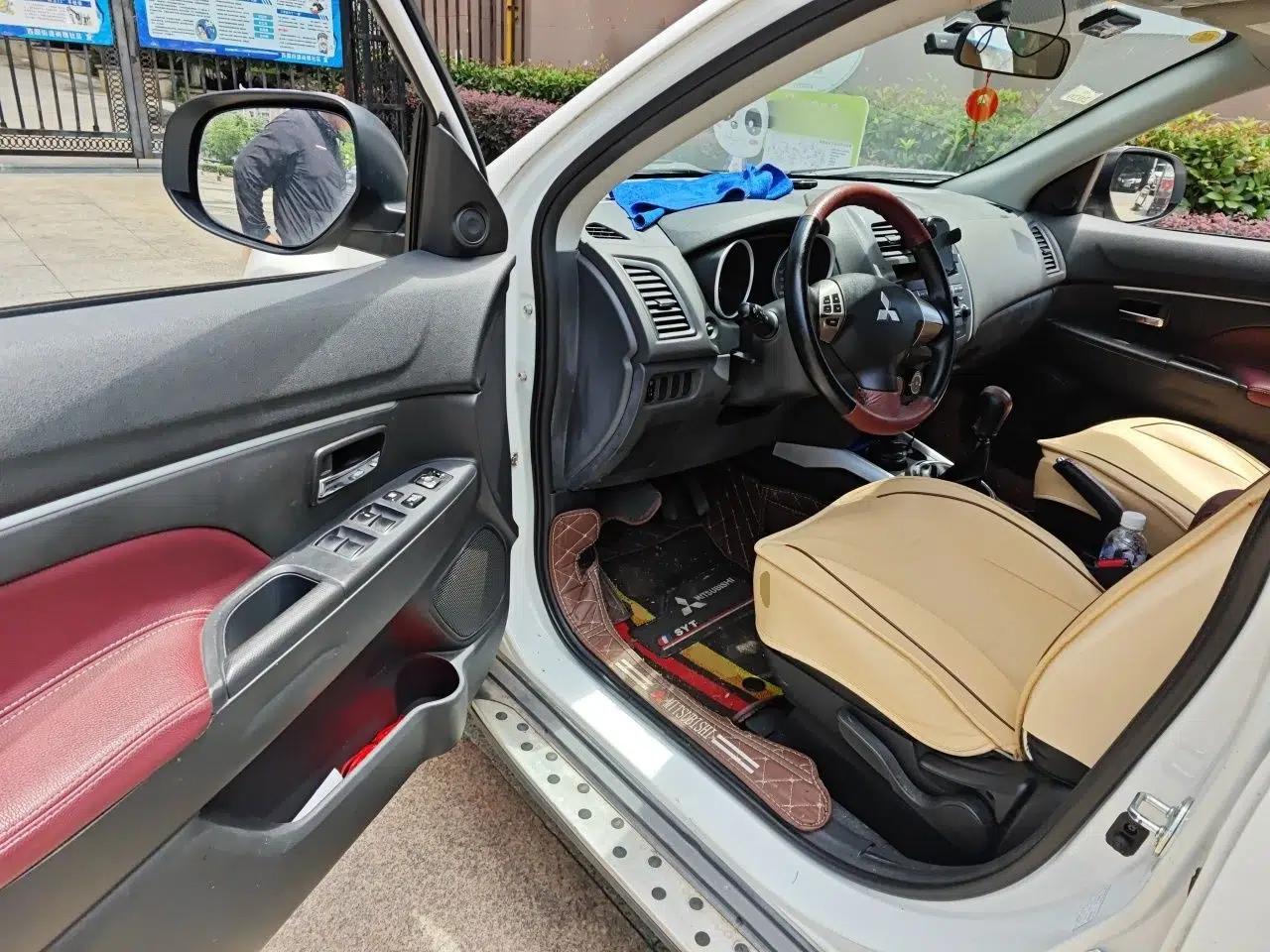 Mitsubishi ASX 2013 1.6L Manual Two-Wheel Drive Standard Edition — миниатюра 16