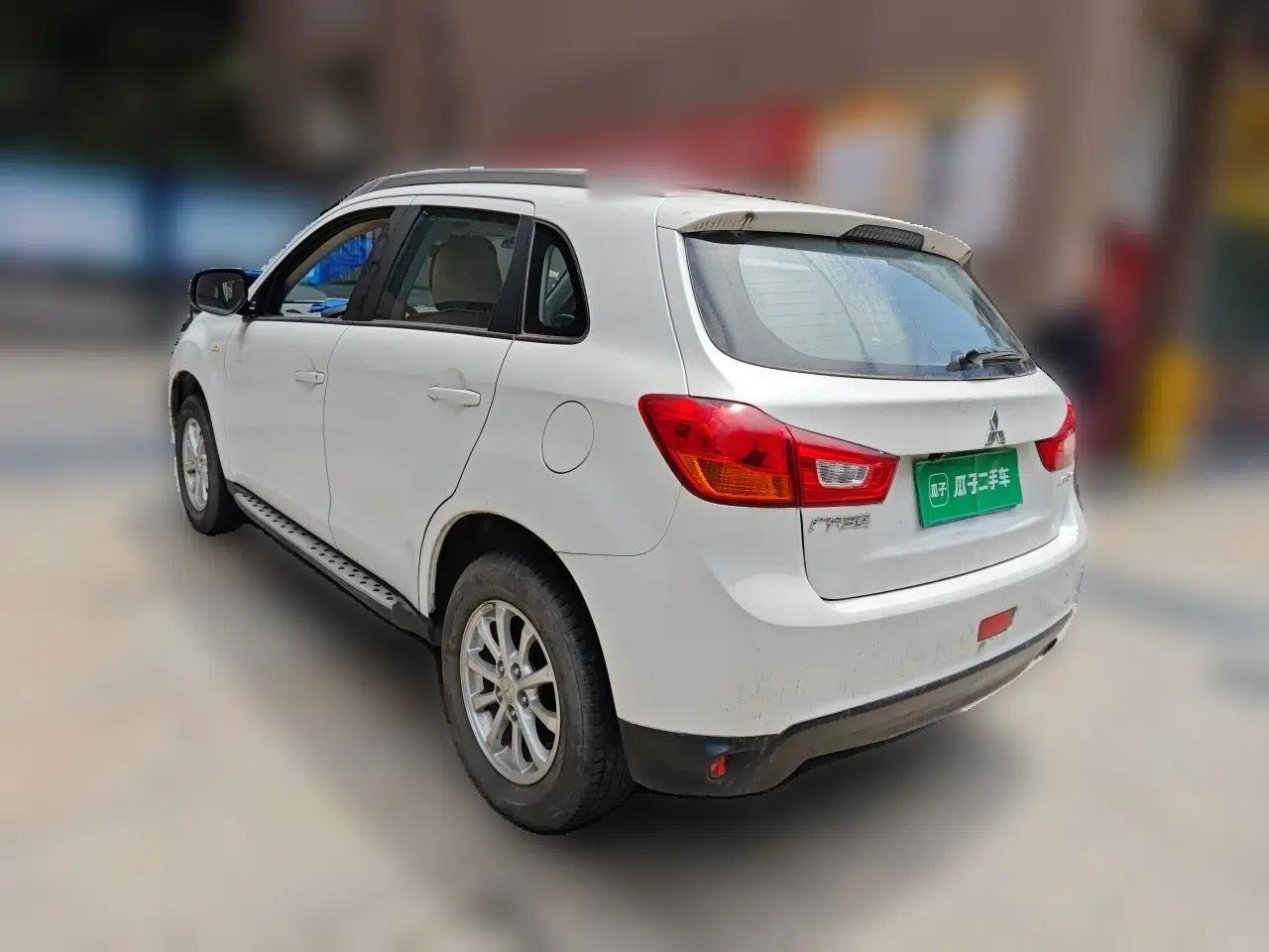 Mitsubishi ASX 2013 1.6L Manual Two-Wheel Drive Standard Edition — миниатюра 4