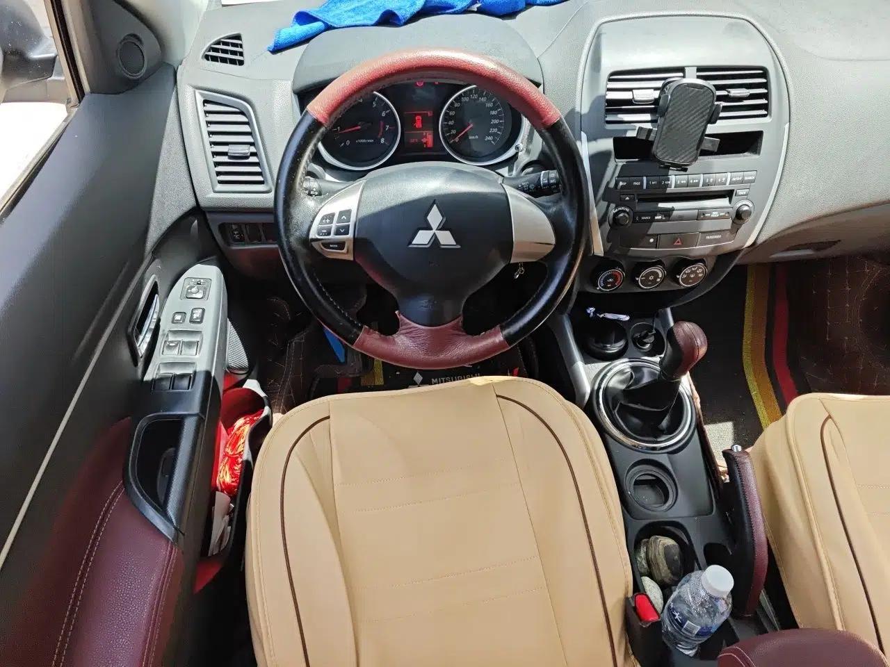 Mitsubishi ASX 2013 1.6L Manual Two-Wheel Drive Standard Edition — миниатюра 10