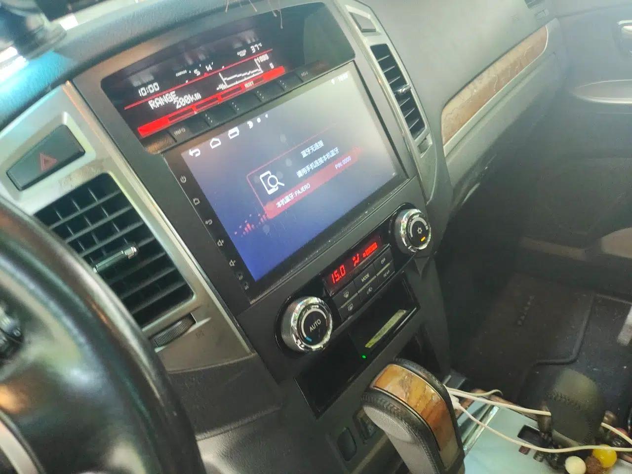 Mitsubishi Pajero 2019 3.0L Automatic Comfort Edition — миниатюра 13
