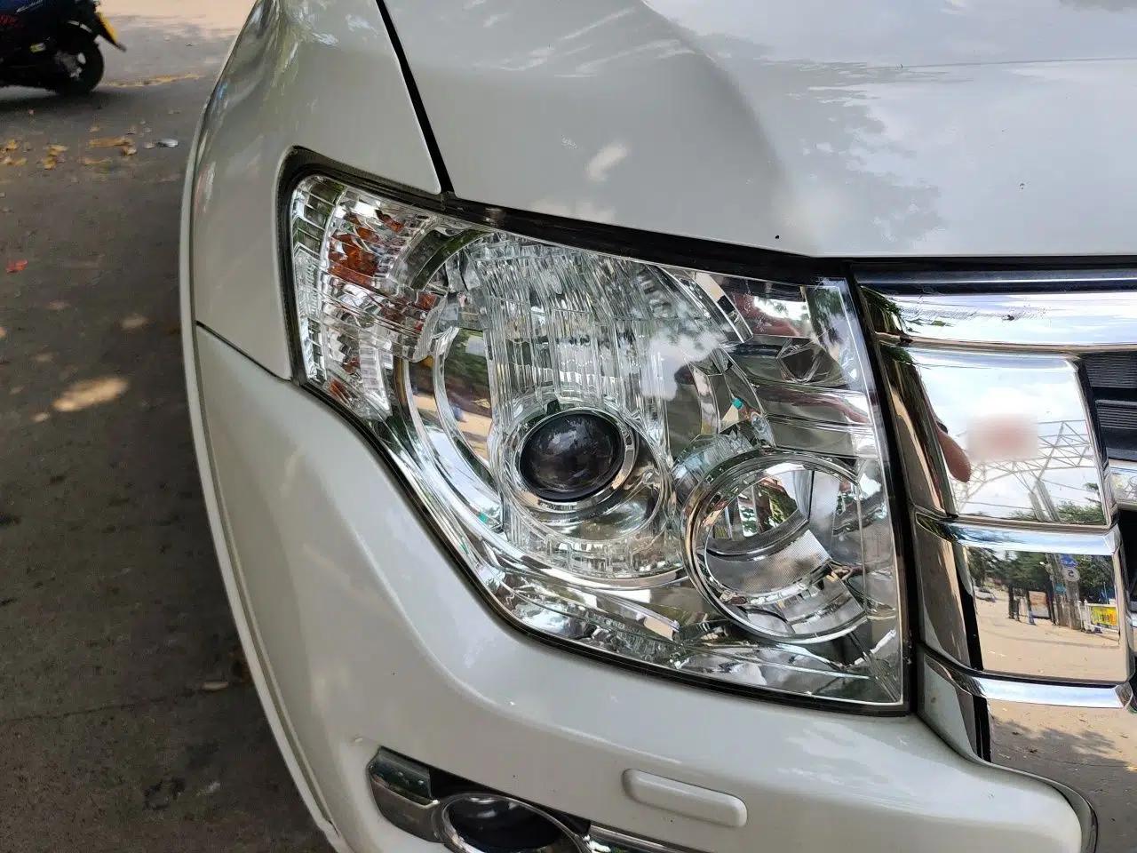 Mitsubishi Pajero Mitsubishi Pajero 3.8L Middle East specification, 7-seater, gasoline, automatic transmission, V97 five-door with sunroof — миниатюра 7