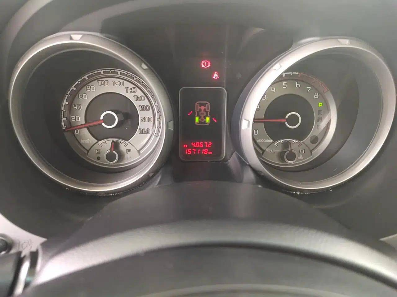 Mitsubishi Pajero 2019 3.0L Automatic Standard Edition — миниатюра 12