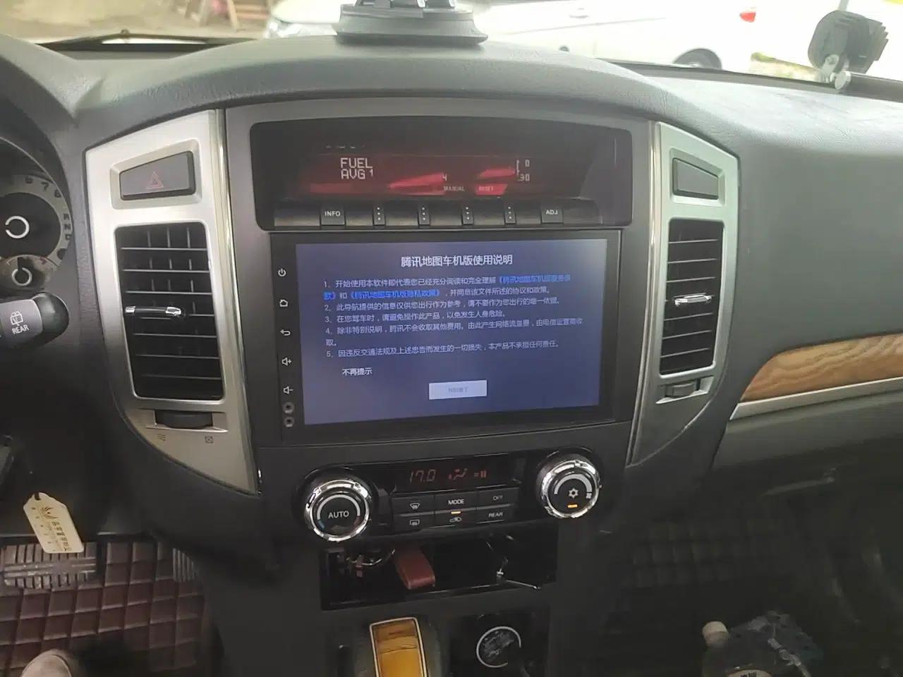 Mitsubishi Pajero 2019 3.0L Automatic Standard Edition — миниатюра 13