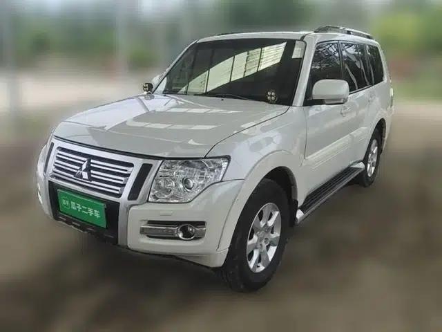 Mitsubishi Pajero 2019 3.0L Automatic Standard Edition