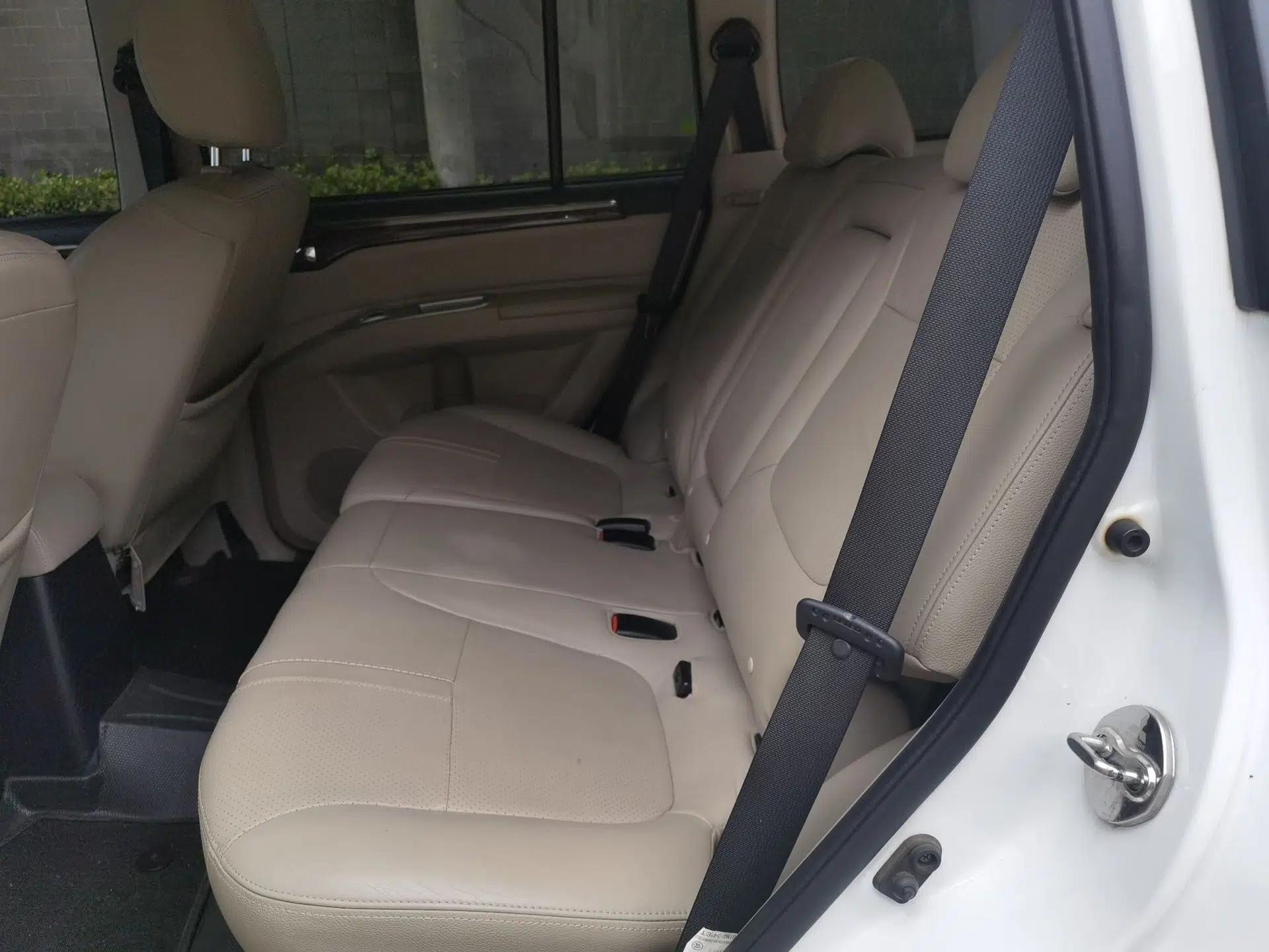 Mitsubishi Pajero Sport 2013 3.0L Automatic 4x4 Flagship Edition — миниатюра 17
